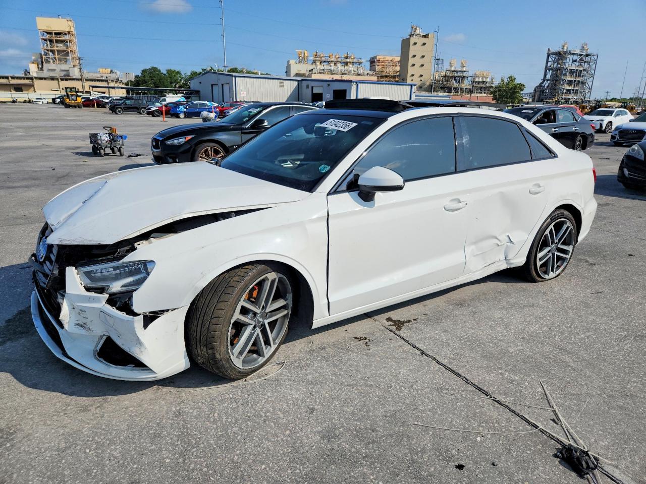 2019 AUDI A3 VIN WAUAUGFFXKA108584 photo 1