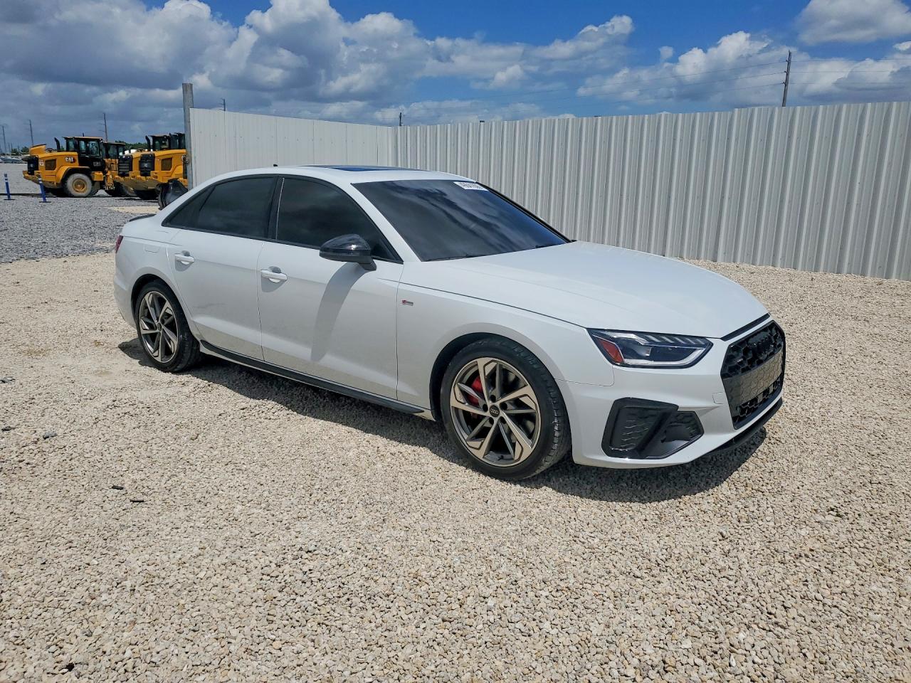 2023 Audi A4 VIN WAUEAAF43PA031201 photo 4
