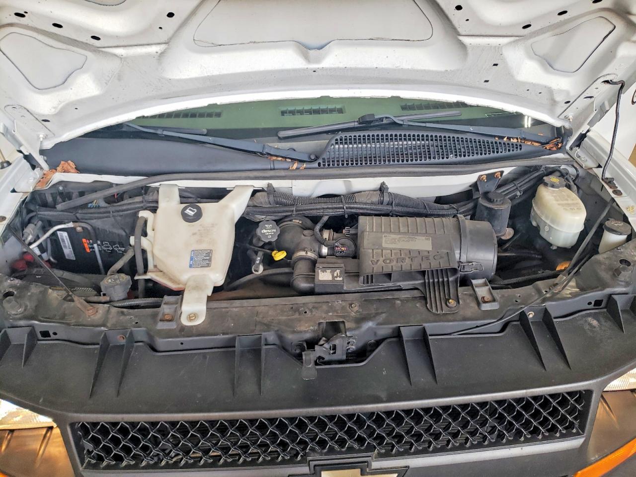 2015 CHEV Express VIN 1GCWGFCF3F1152611 photo 12