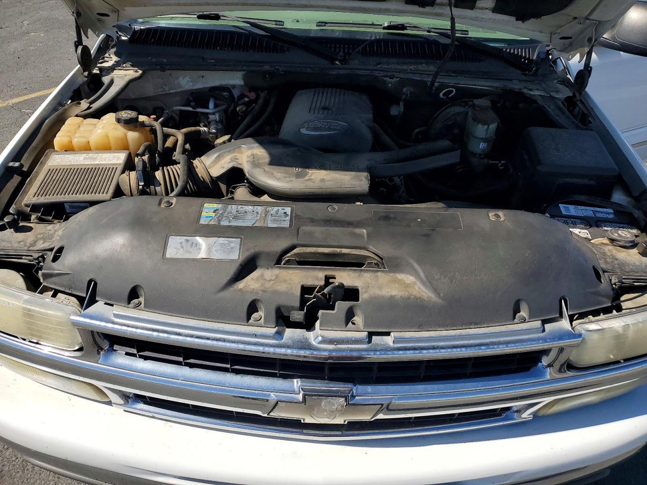 2002 Chevrolet Tahoe VIN 1GNEC13Z42R141737 photo 12