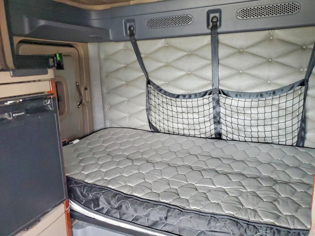 2017 FREIGHTLINER All other VIN 1FUGGLDR4HLJE0619 photo 6