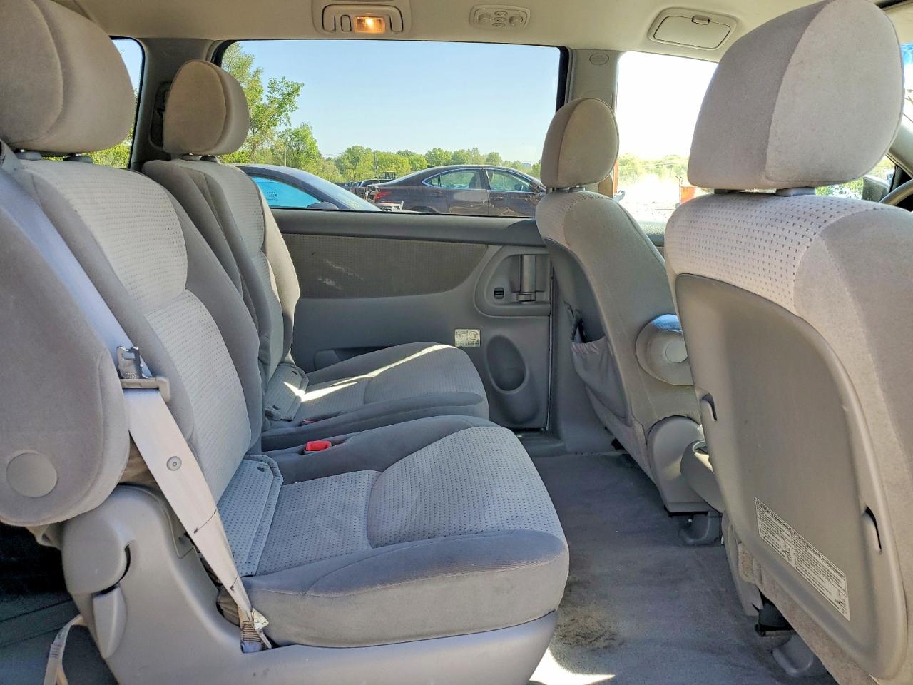 2007 TOYT Sienna VIN 5TDBK23C87S008410 photo 11