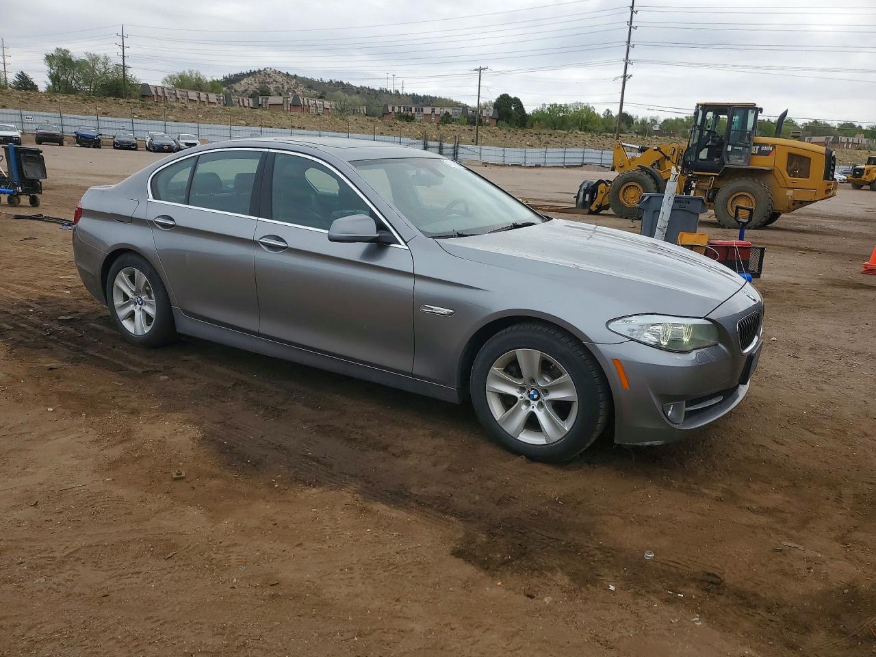 2013 BMW 5 series VIN WBAXH5C57DDW16110 photo 4