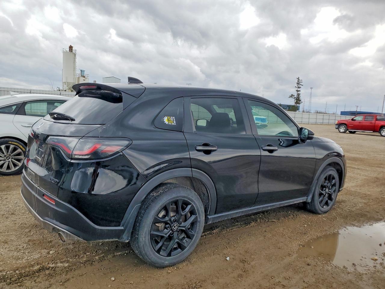 2024 Honda Hr-v VIN 3CZRZ2H54RM758145 photo 3
