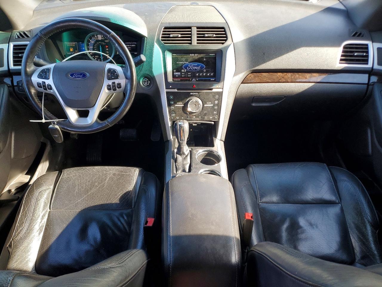 2013 Explorer VIN 1FM5K8F80DGA40700 photo 8