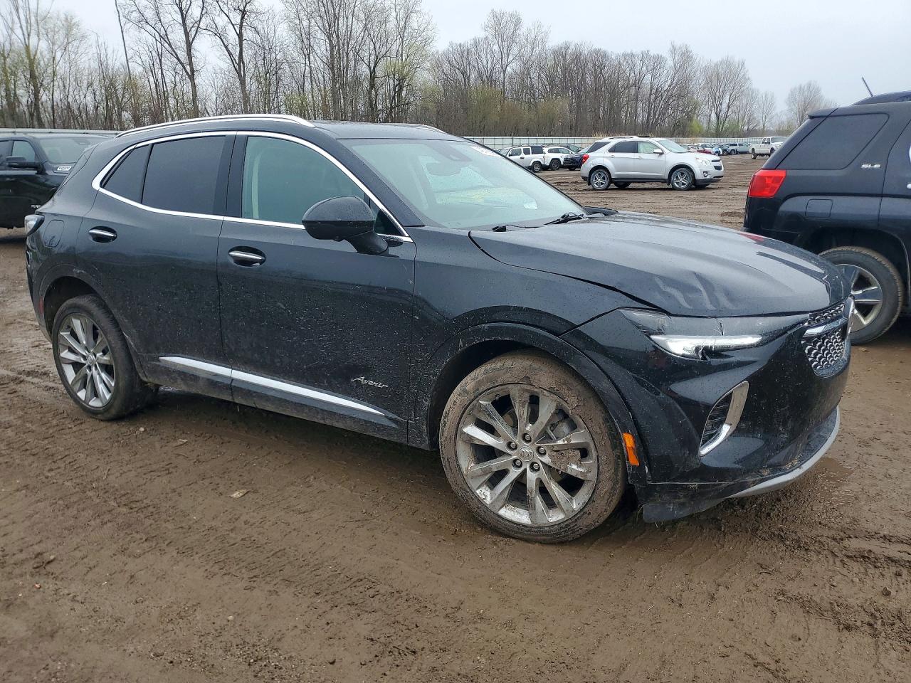 2023 Buick Envision VIN LRBFZSR44PD156416 photo 4
