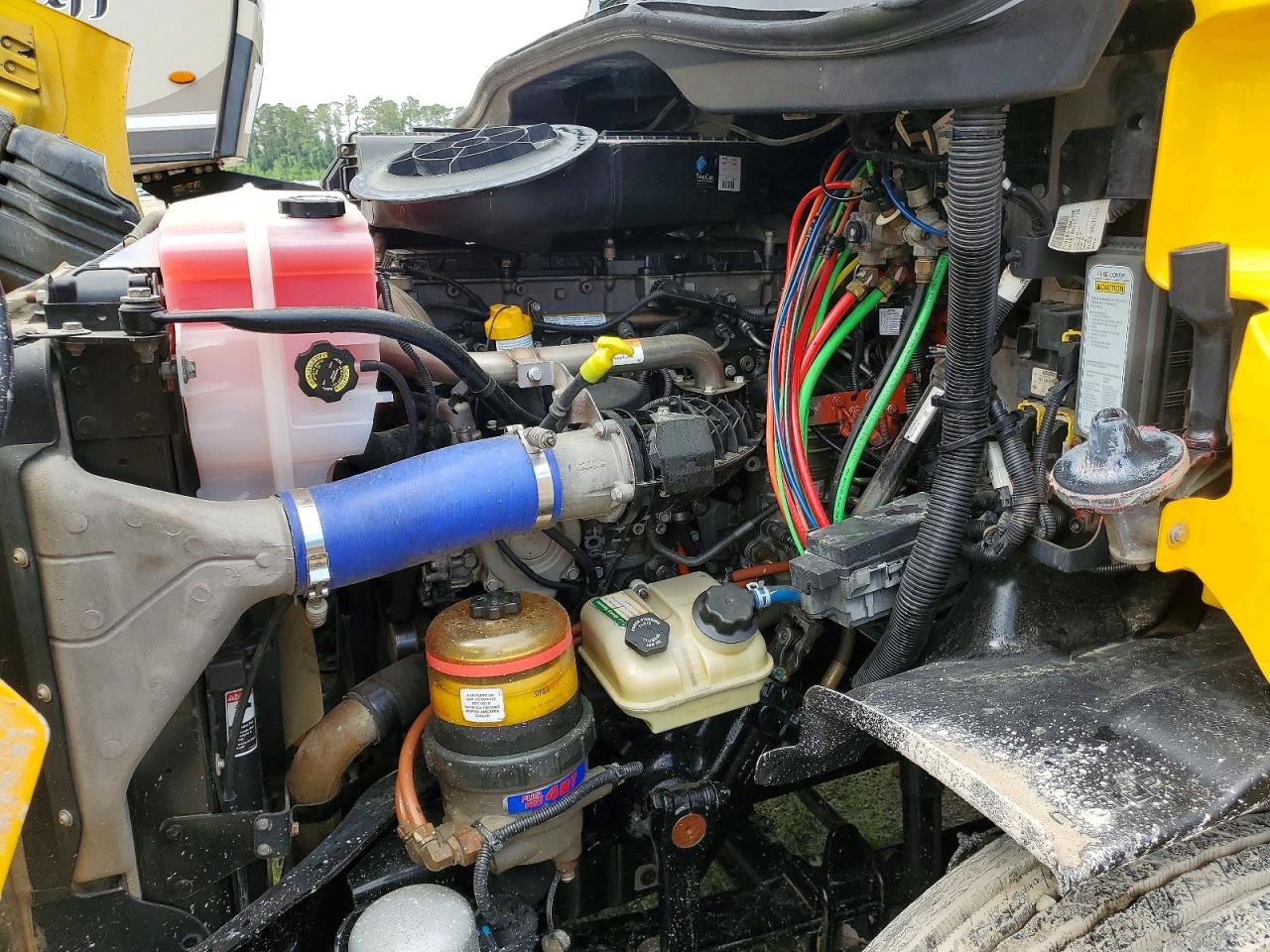 2019 FREIGHTLINER All other VIN 3AKJGBDV9KSKV9103 photo 9