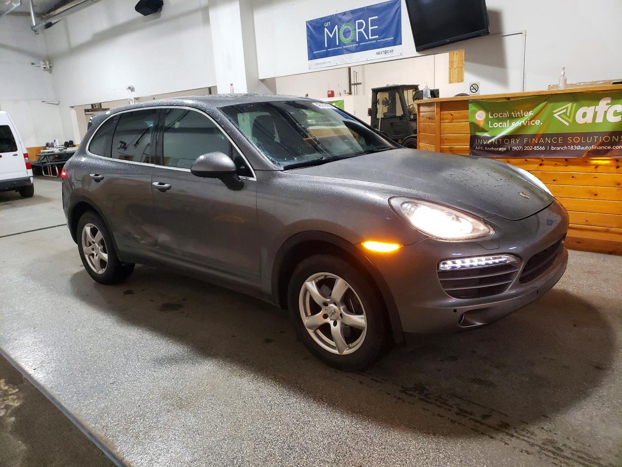 2013 Porsche Cayenne VIN WP1AA2A21DLA06227 photo 4