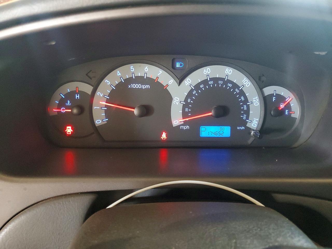 2003 Hyundai Elantra VIN KMHDN55D63U089710 photo 9