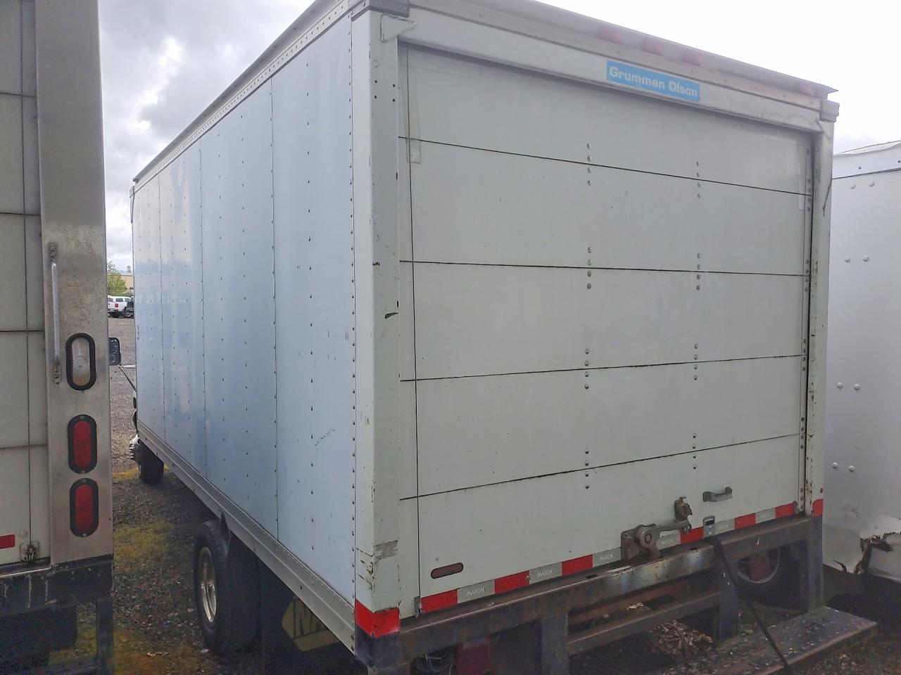 1999 Ford Econoline VIN 1FDXE47S7XHA37469 photo 2