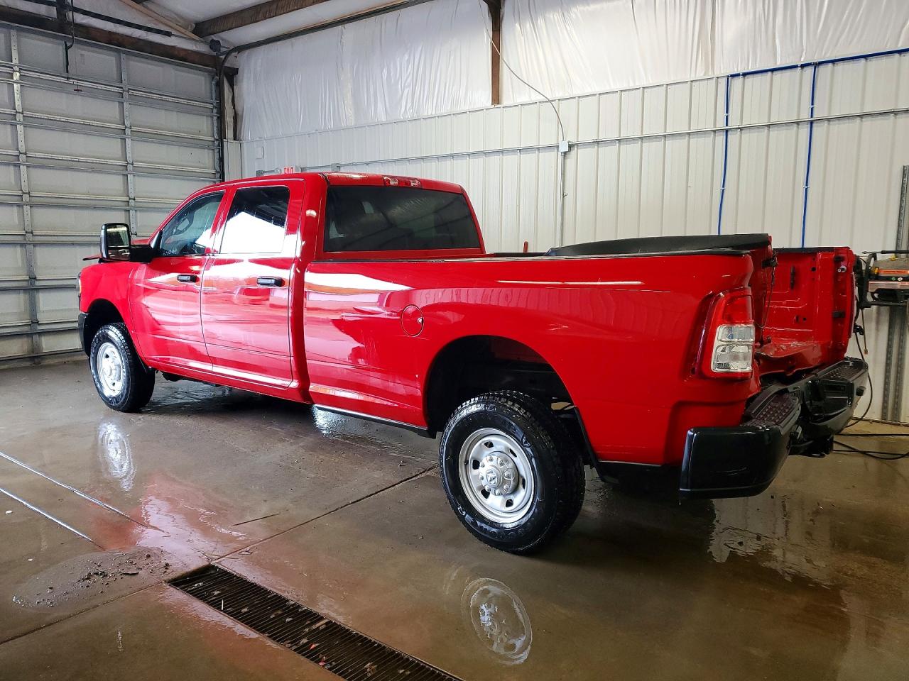 2023 RAM 2500 VIN 3C6UR5HJ2PG652195 photo 2