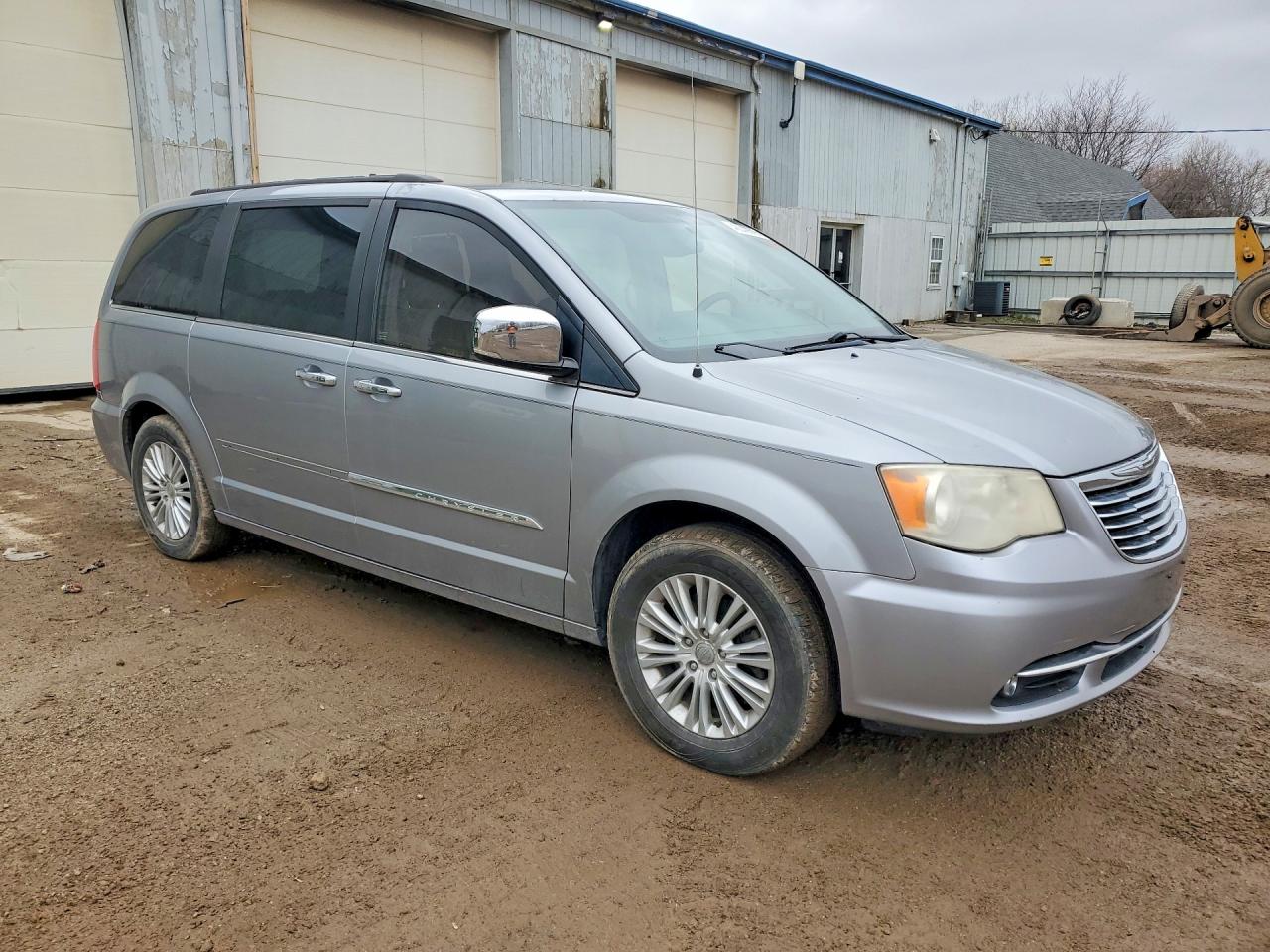 2013 Chrysler Minivan VIN 2C4RC1CG0DR659768 photo 4