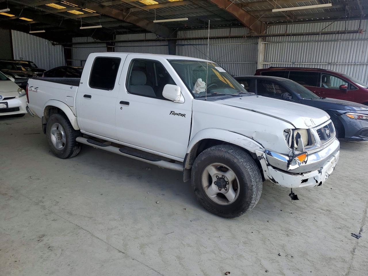 2000 NISSAN Frontier VIN 1N6ED27Y2YC338377 photo 4