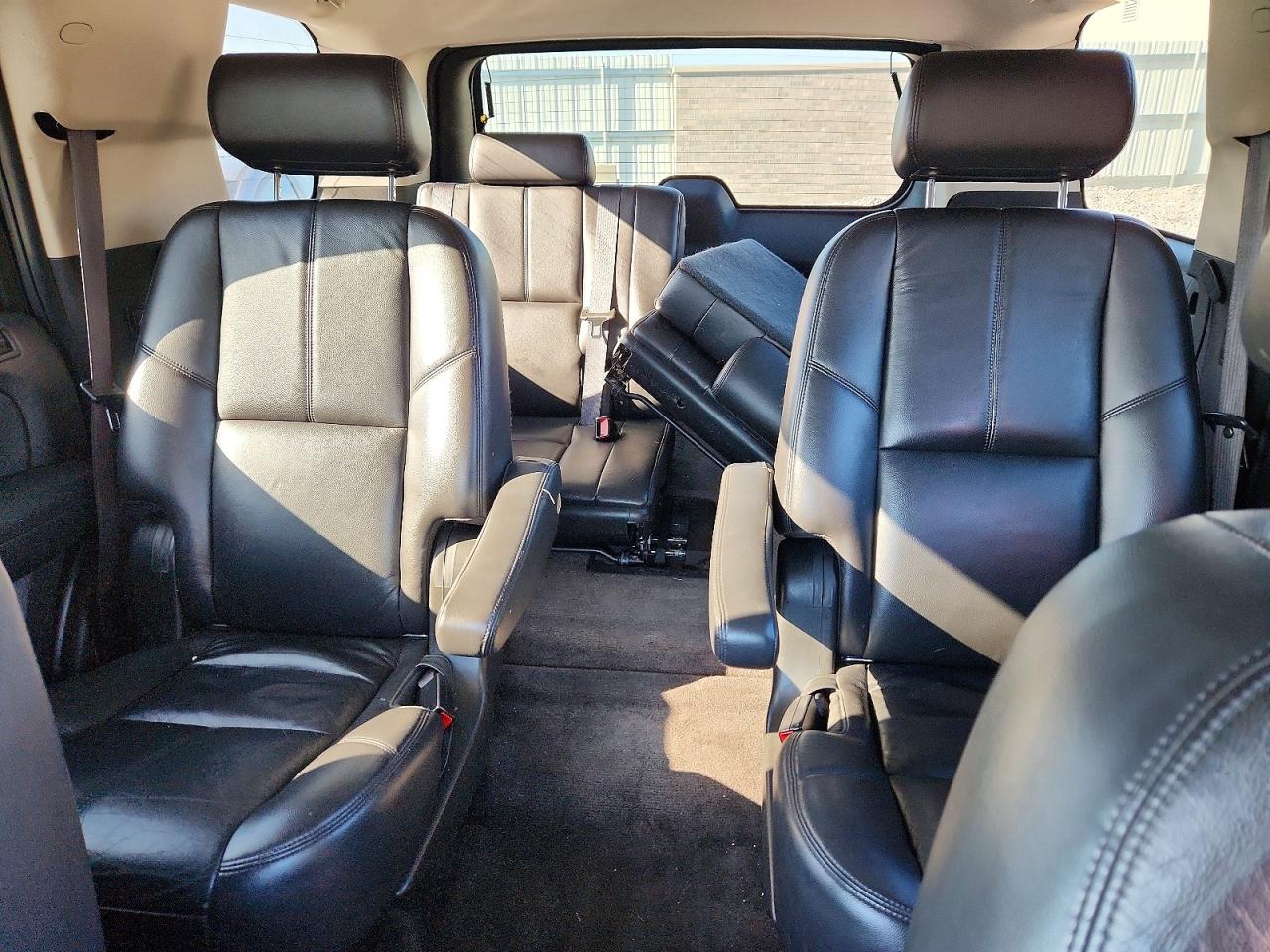 2010 GMC Yukon VIN 1GKUKCE03AR254521 photo 10