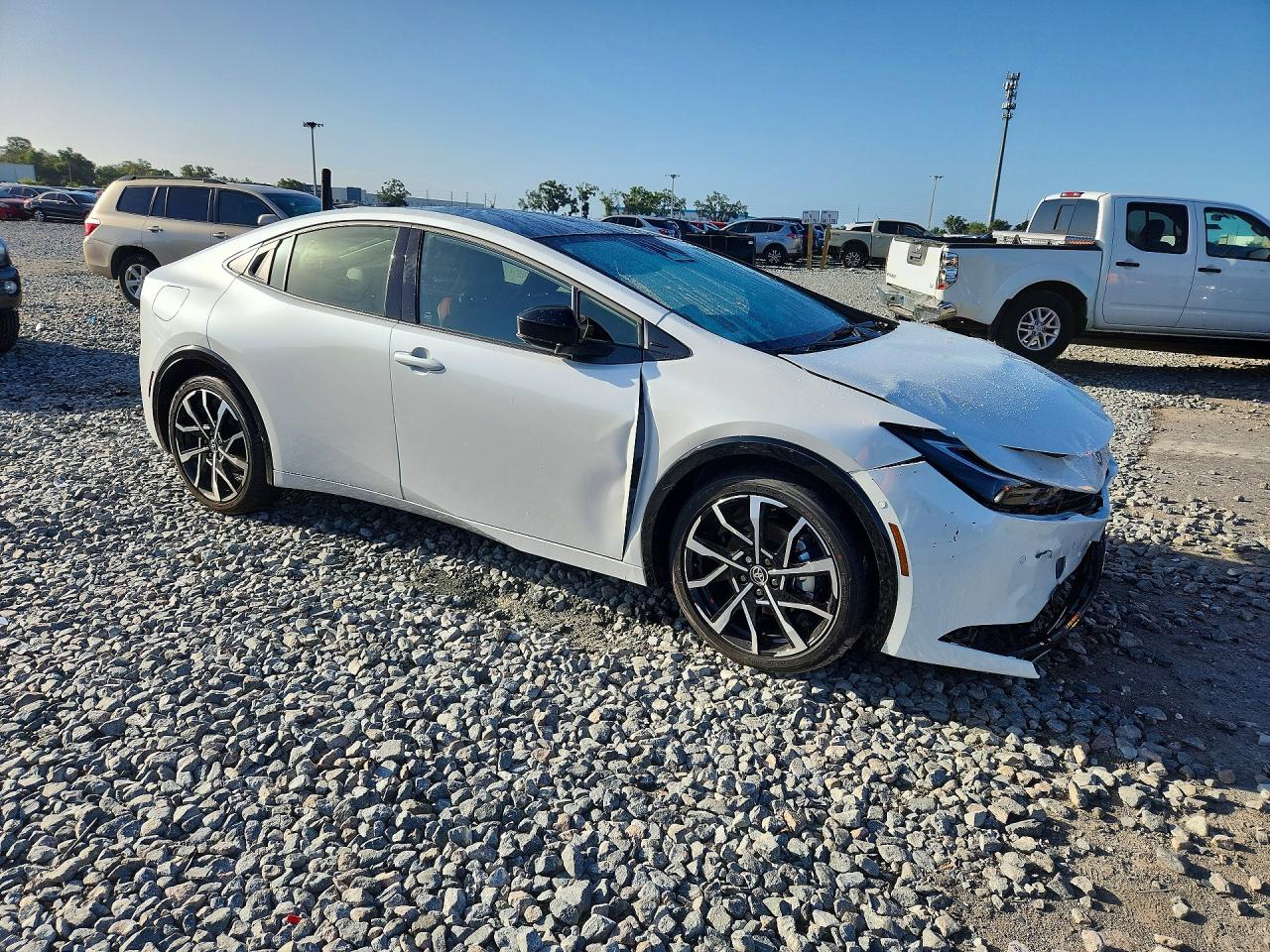 2026 Toyota Prius VIN JTDACACU7T3072333 photo 4