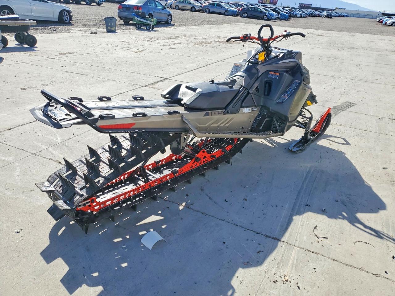 2022 POLR SNOWMOBILE VIN 2BPSTJNB6NV000945 photo 4