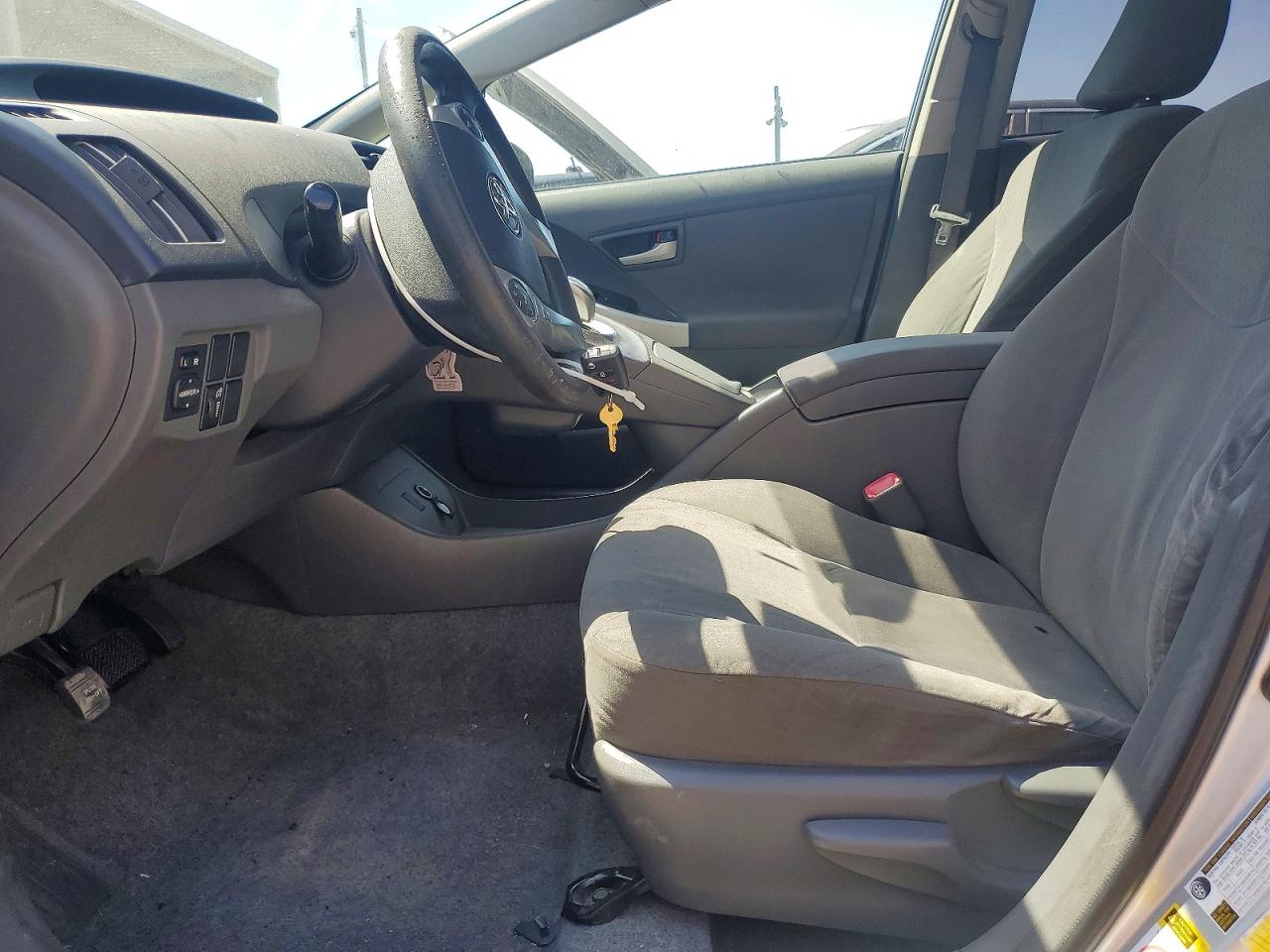 2011 Toyota Prius VIN JTDKN3DU4B0292358 photo 7