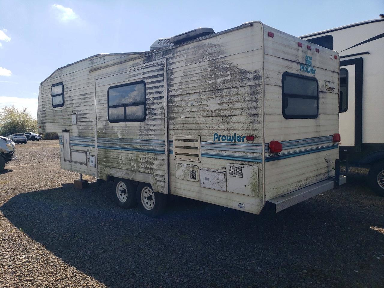 1994 FLEETWOOD All models VIN 1EC5P2529R2370818 photo 3