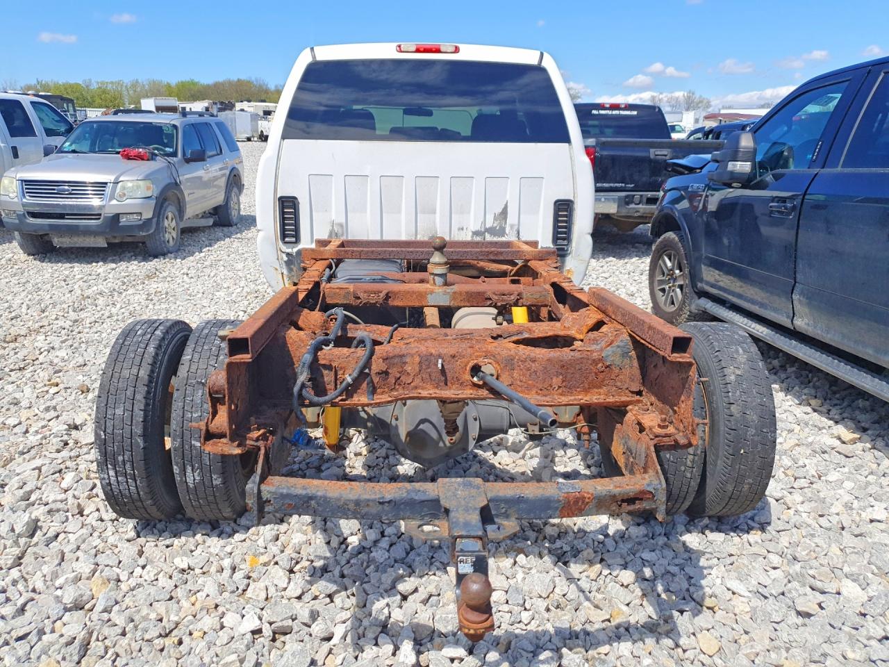 2003 CHEV Silverado VIN 1GCJK33G23F106122 photo 6