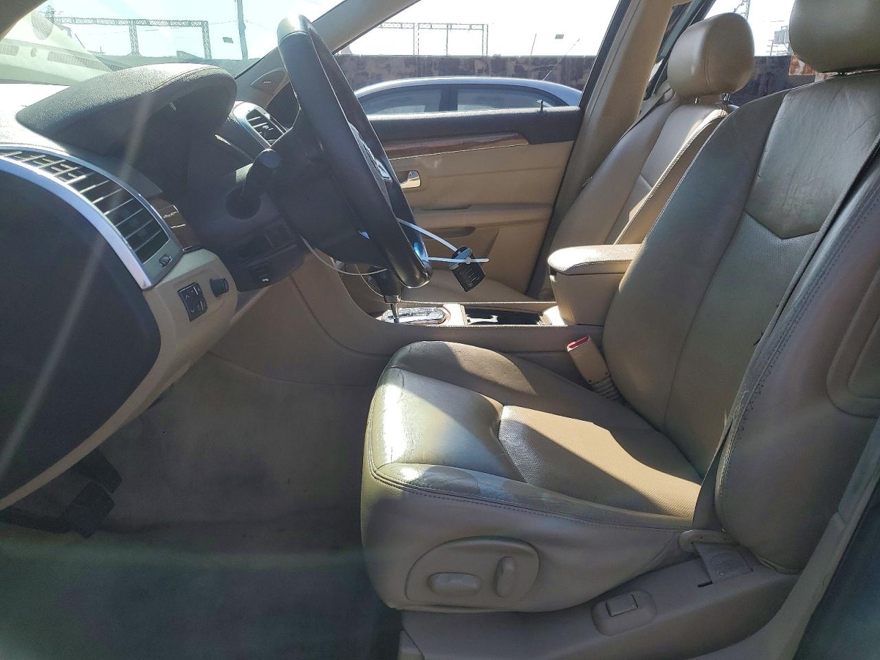 2009 CADILLAC Srx VIN 1GYEE637890104388 photo 7