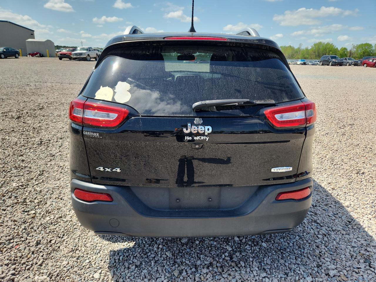 2018 Jeep Cherokee VIN 1C4PJMLB3JD507355 photo 6