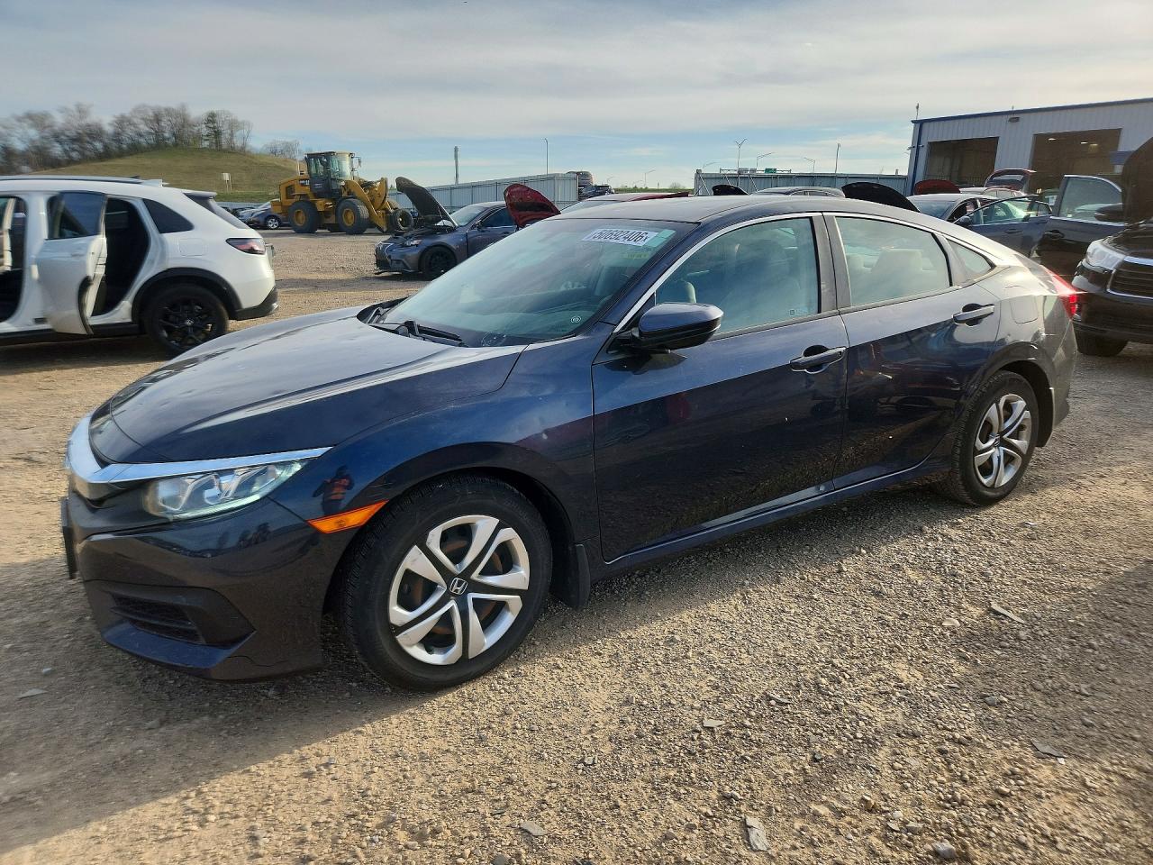 2018 Honda Civic VIN 19XFC2F58JE042165 photo 1