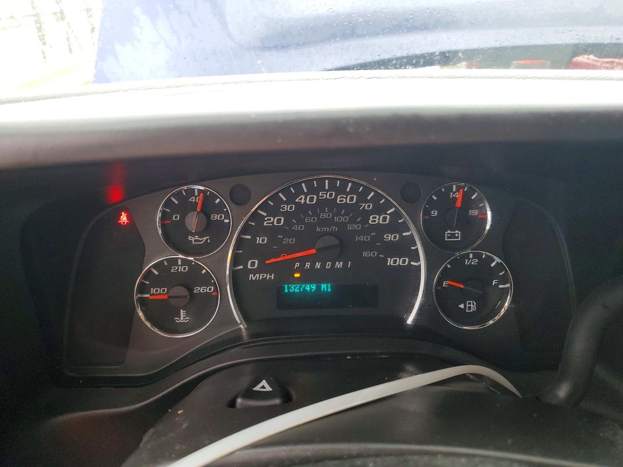 2014 Chevrolet Express VIN 1GCWGFCB6E1126256 photo 9