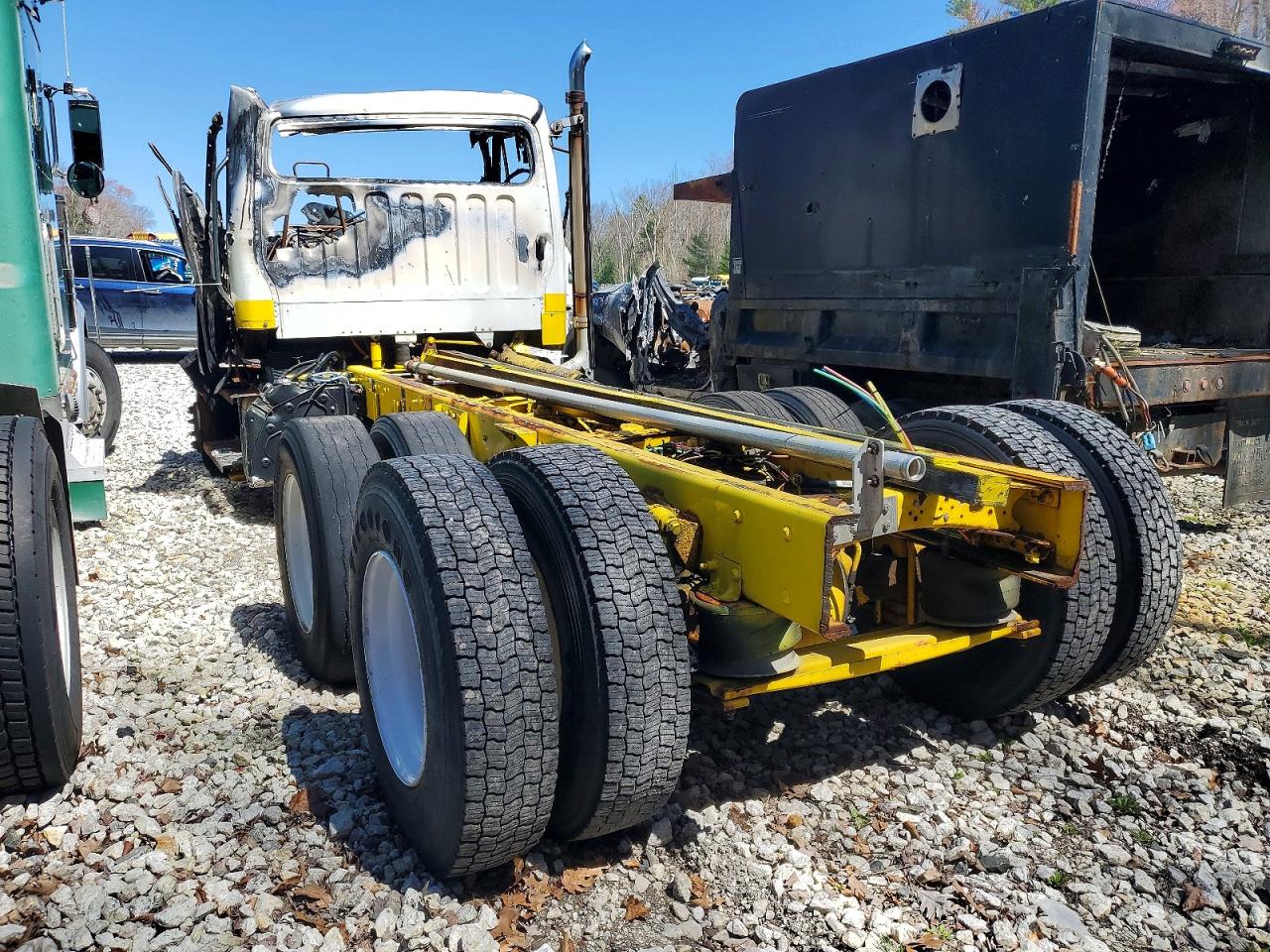 2012 FREIGHTLINER All other VIN 1FVACYBS6CHBN3987 photo 3