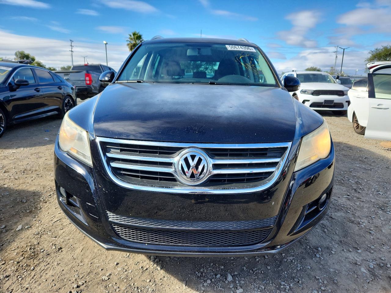 2009 VOLKSWAGEN Tiguan VIN WVGAV75N39W062680 photo 5