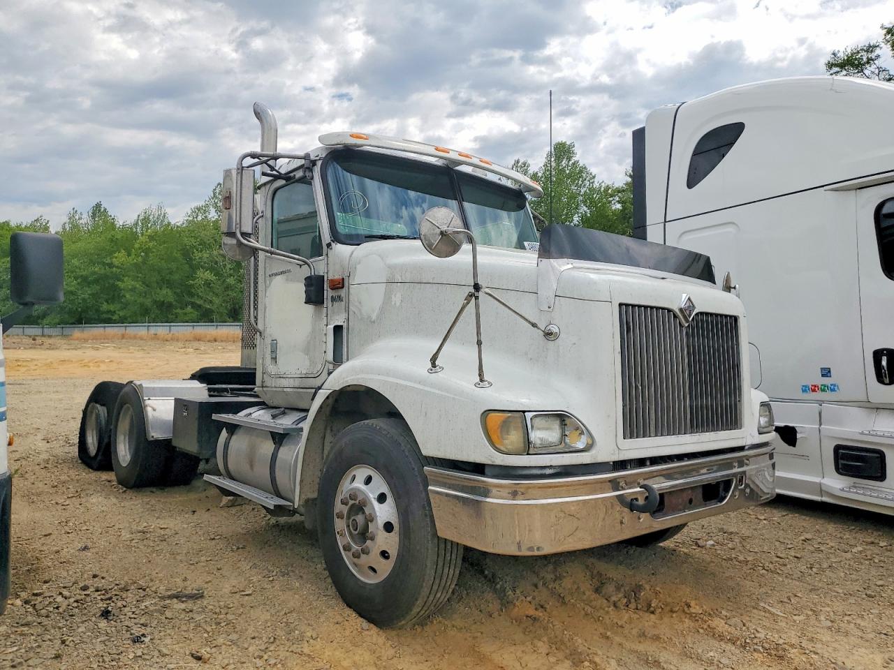 2005 International All other VIN 2HSCNSCR45C048614 photo 1