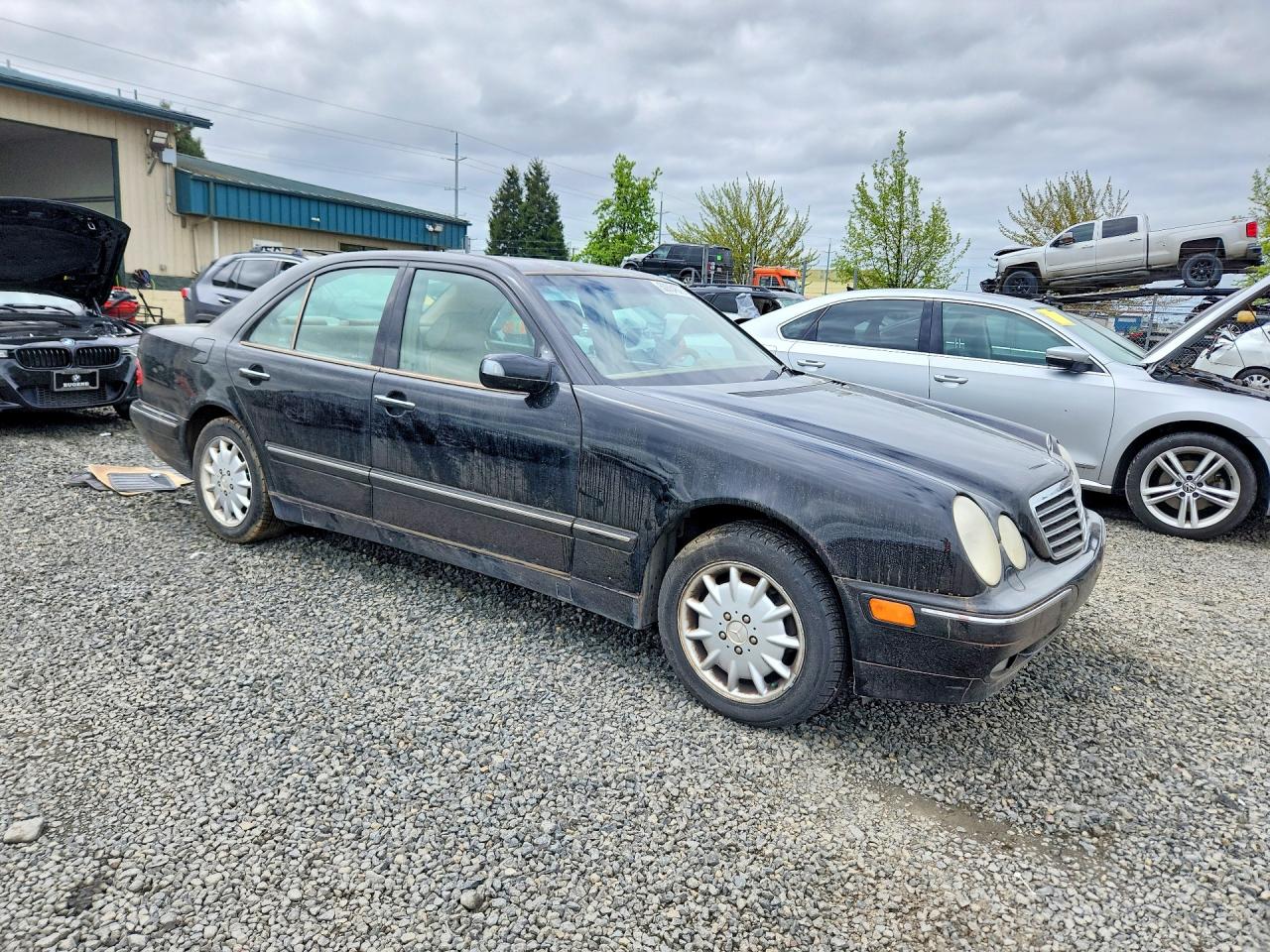 2000 Mercedes-Benz E-class VIN WDBJF82J3YX039044 photo 4