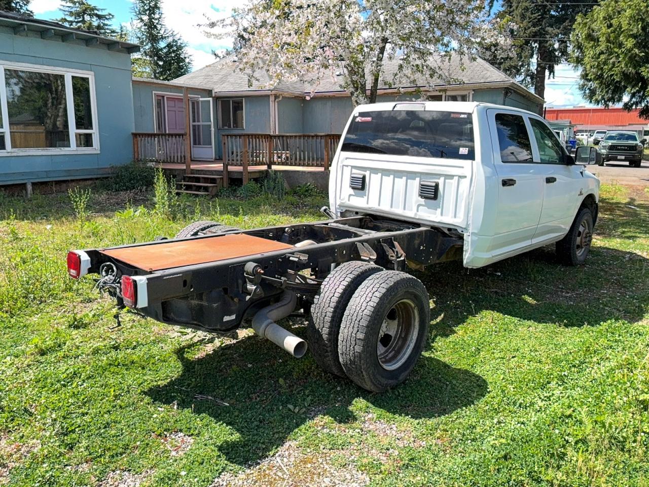 2018 Ram 3500 VIN 3C7WRTCL0JG270594 photo 4