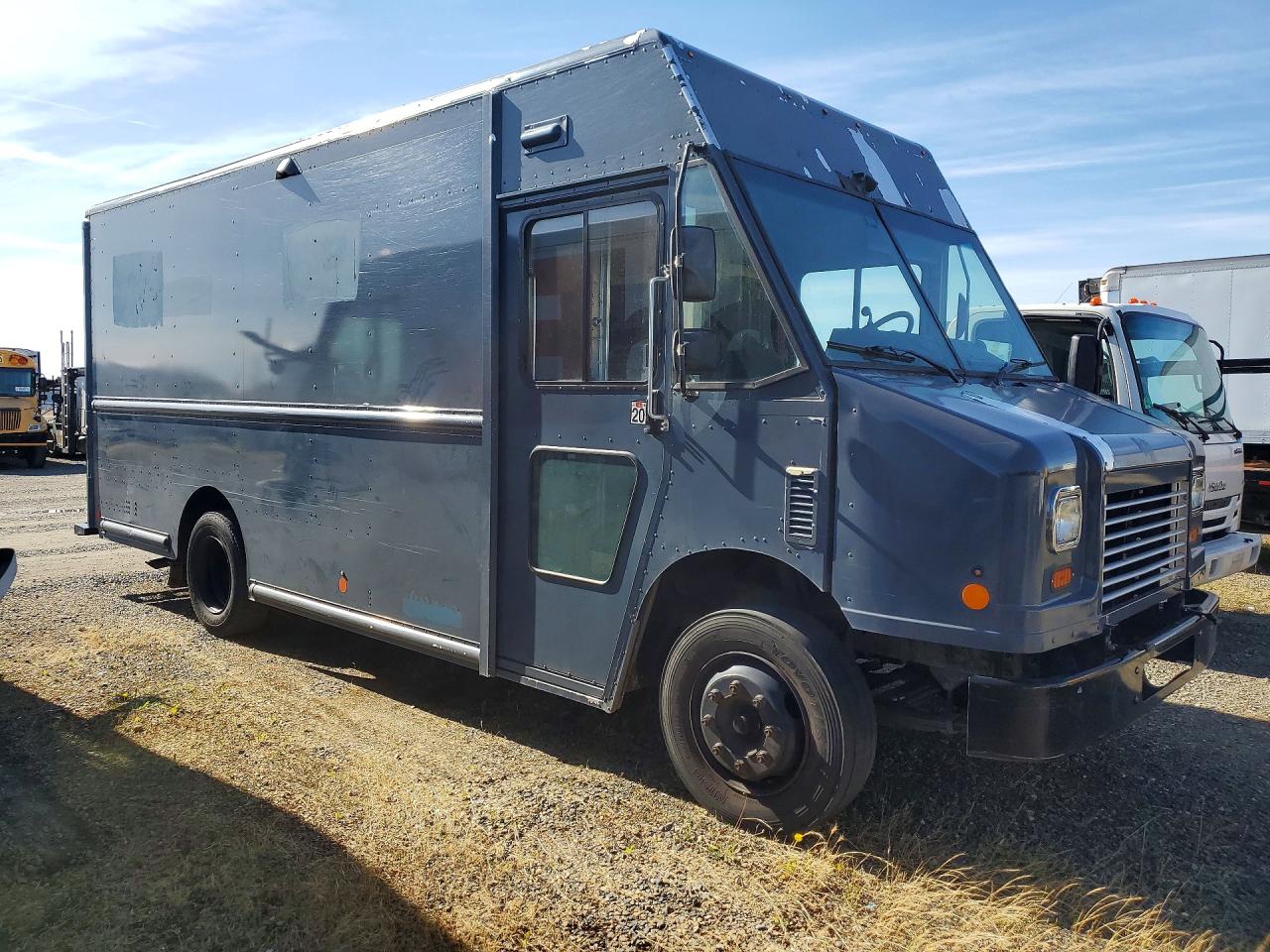 2021 FREIGHTLINER All other VIN 4UZAC2EA6MCMN0101 photo 4