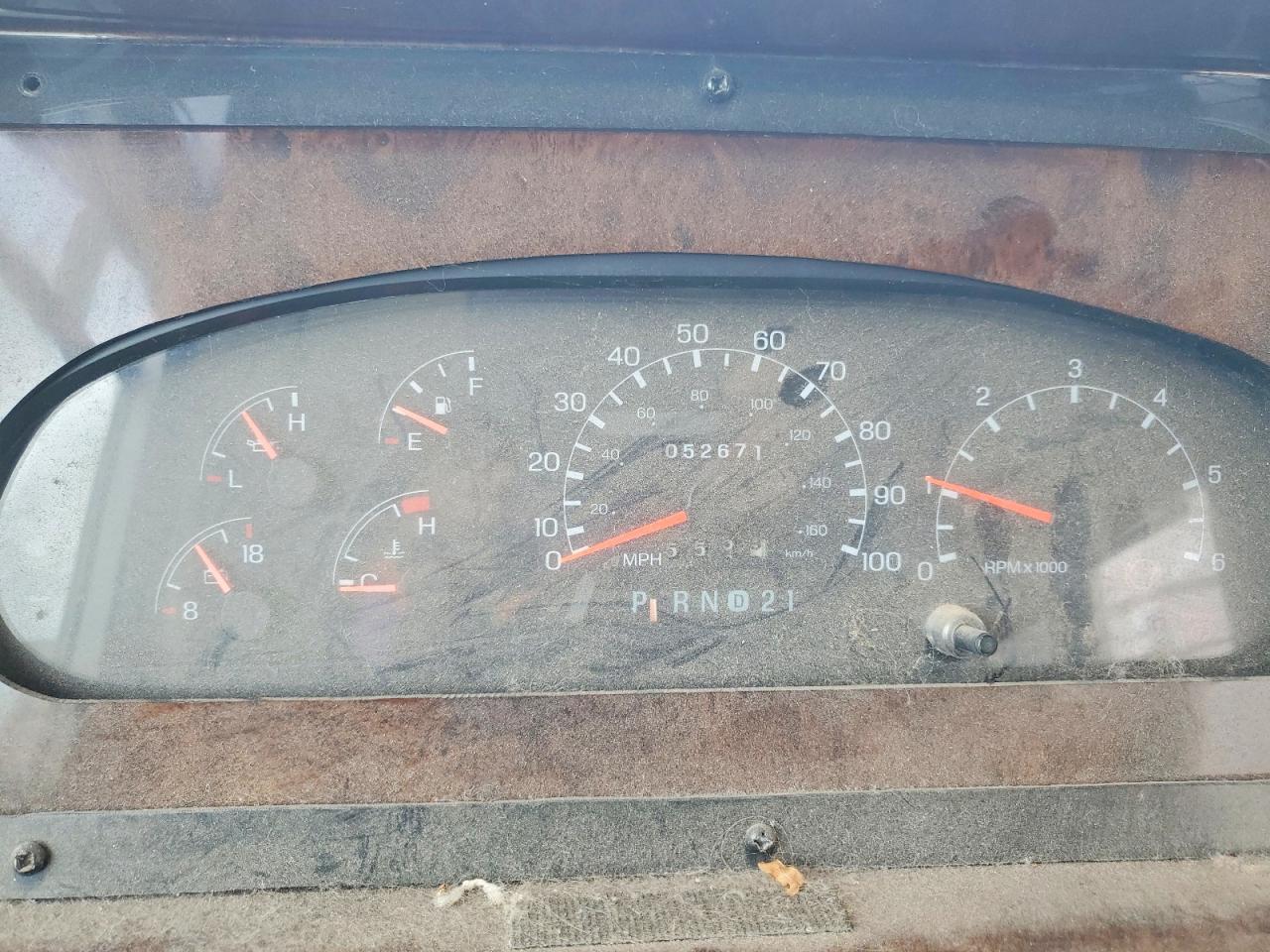 2000 FLEETWOOD All models VIN 1FCNF53SXY0A03451 photo 8