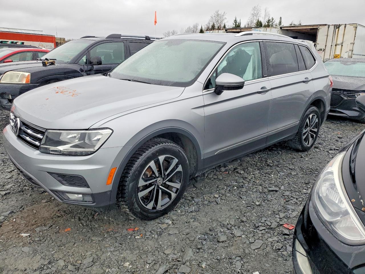 2021 VOLKSWAGEN Tiguan VIN 3VV2B7AXXMM077258 photo 1