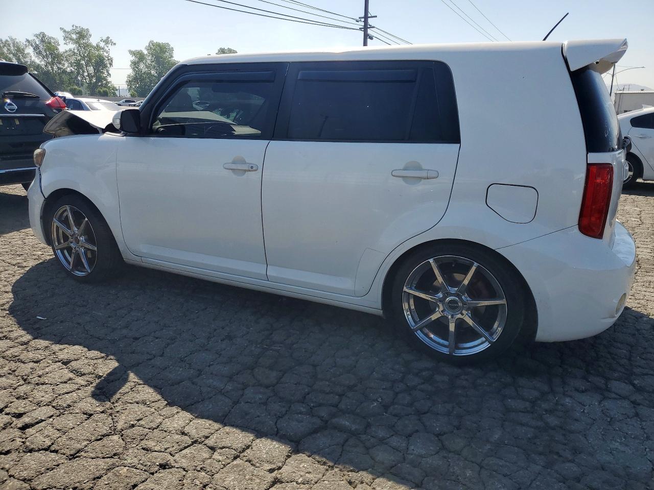2010 Scion Xb VIN JTLZE4FE1A1099933 photo 2
