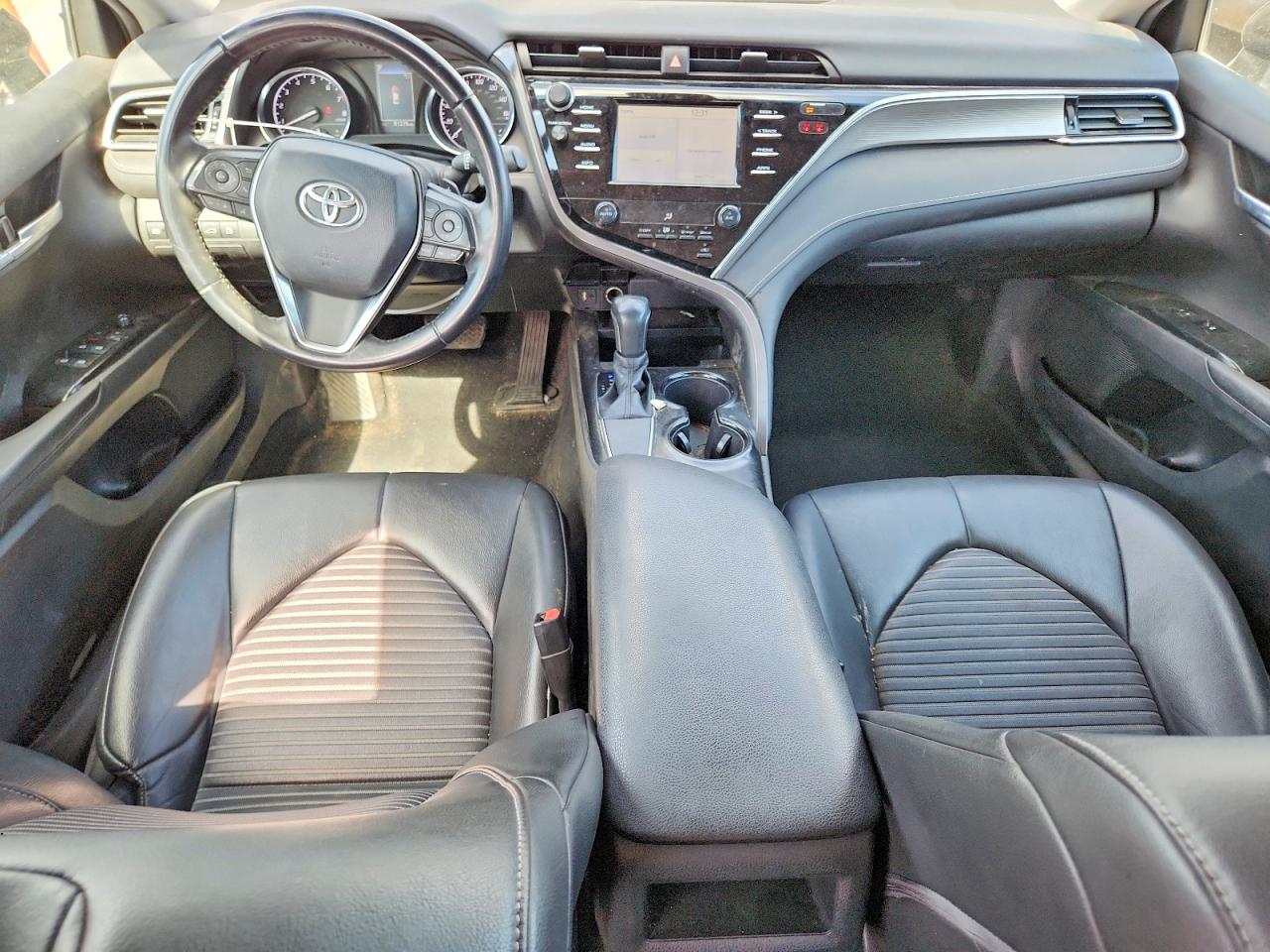 2018 Toyota Camry VIN 4T1B11HK9JU053481 photo 8