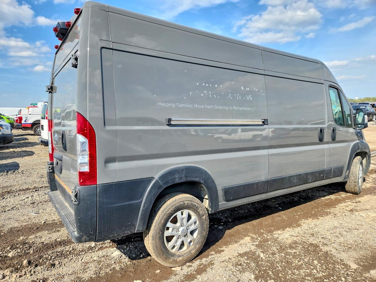 2024 Ram Promaster VIN 3C6LRVDG6RE135325 photo 3