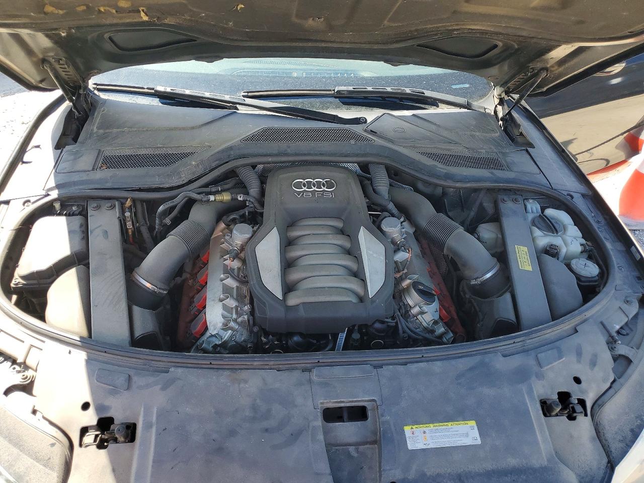 2011 Audi A8 VIN WAUAVAFD0BN001061 photo 11