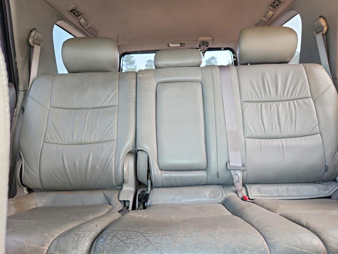 2009 TOYT Sequoia VIN 5TDZT38A22S070161 photo 10