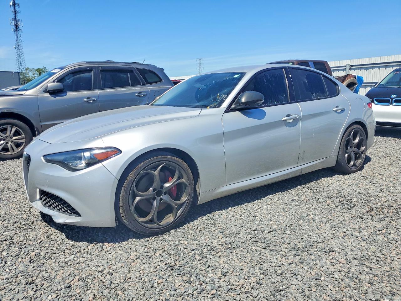 2019 Alfa Giulia VIN ZARFAMAN6K7599799 photo 1