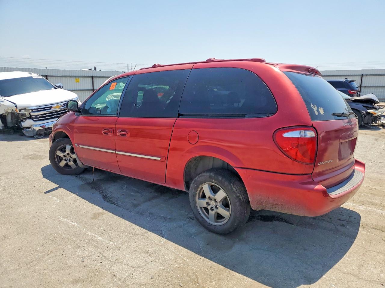2004 Dodge Caravan VIN 2D4GP44L54R606799 photo 2