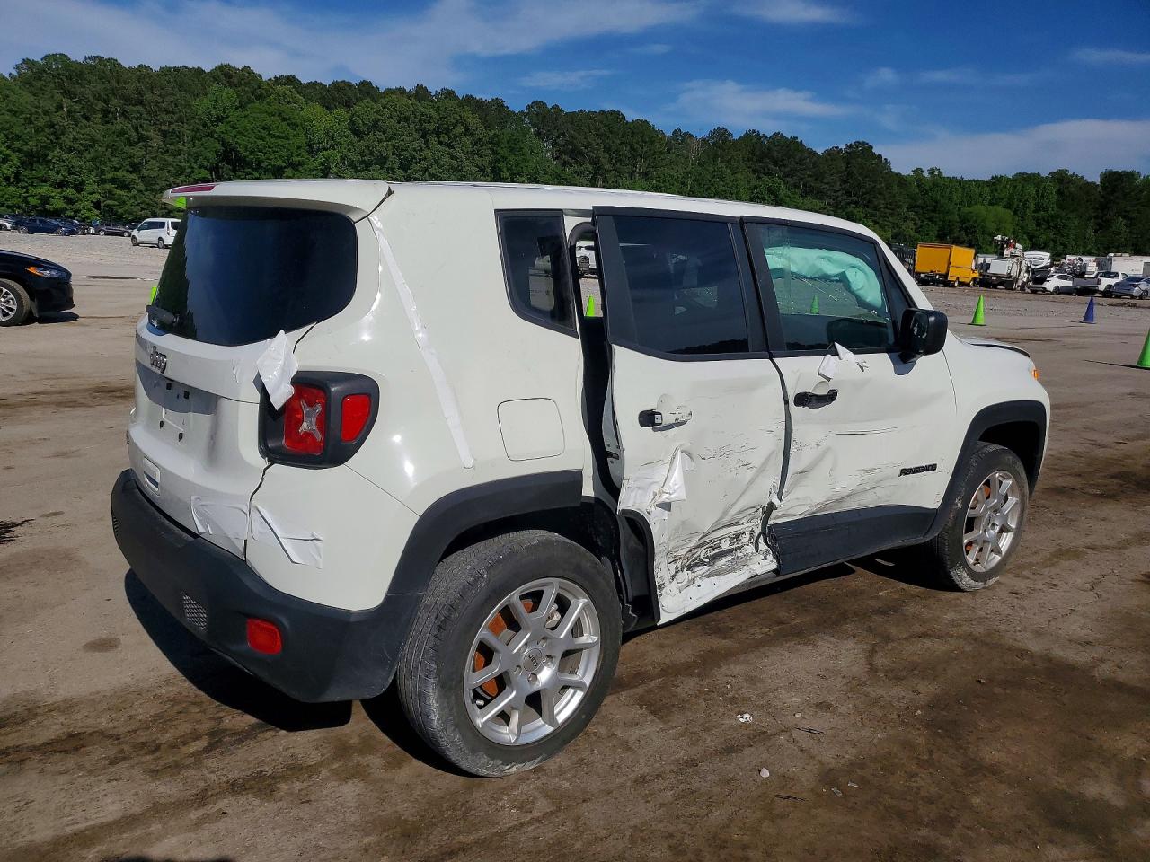 2023 Jeep Renegade VIN ZACNJDB13PPP19101 photo 3