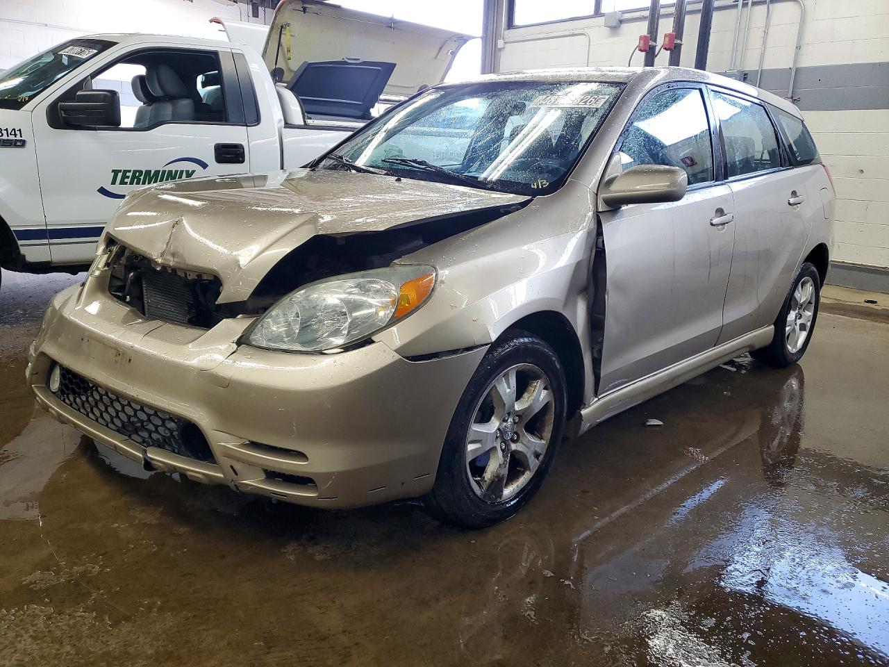 2003 Toyota Matrix VIN 2T1LR32E23C113827 photo 1