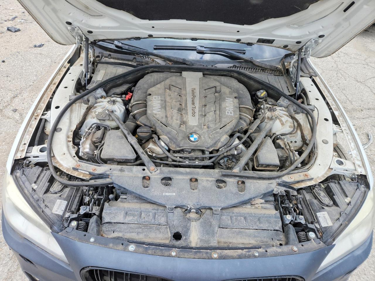 2015 BMW 7 series VIN WBAYE8C55FD781476 photo 11