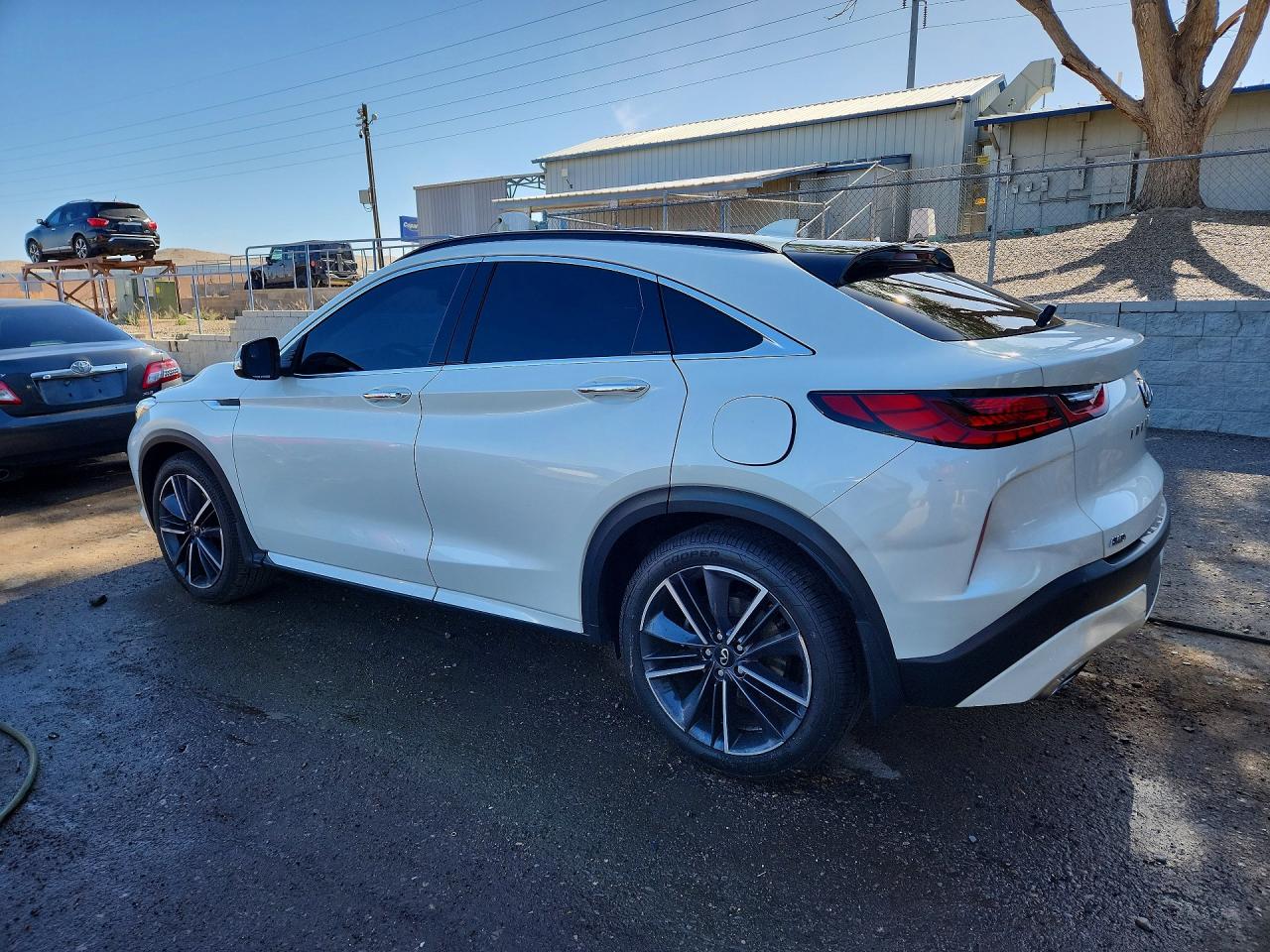 2022 INFINITI All other VIN 3PCAJ5J35NF101034 photo 2