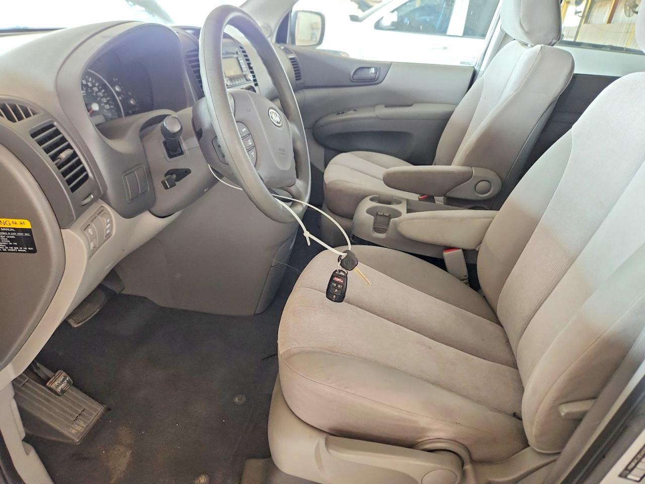 2012 Kia SEDONA VIN KNDMG4C79C6434092 photo 7
