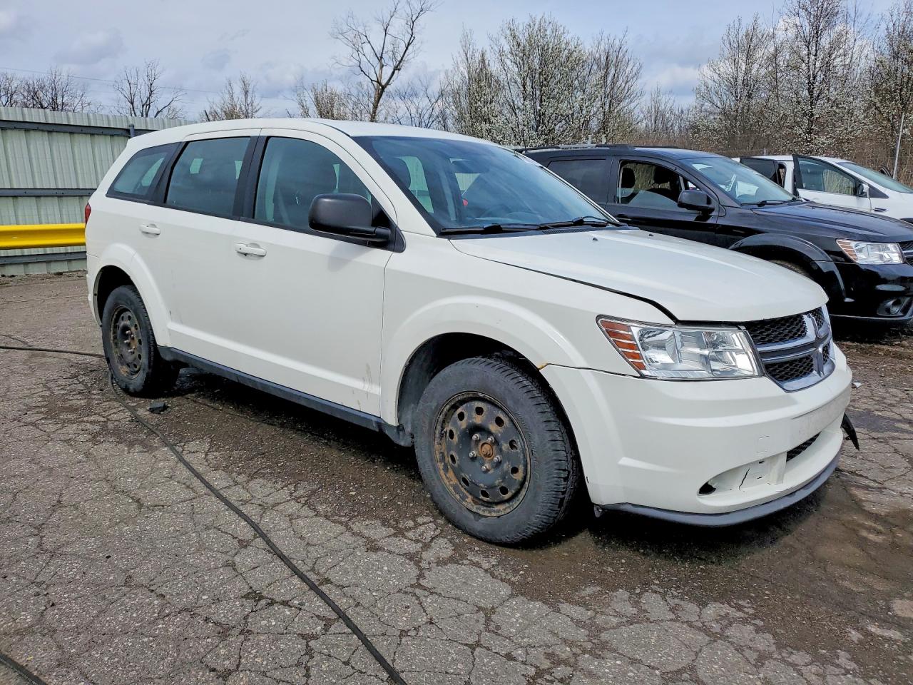 2017 Dodge Journey VIN 3C4PDCAB1HT550858 photo 4