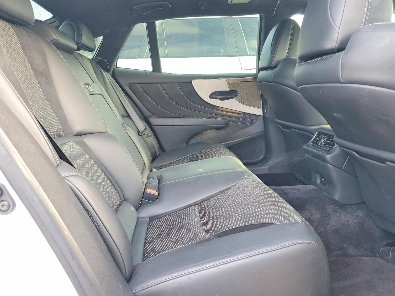 2018 Lexus Ls500 VIN JTHB51FF4J5000484 photo 10