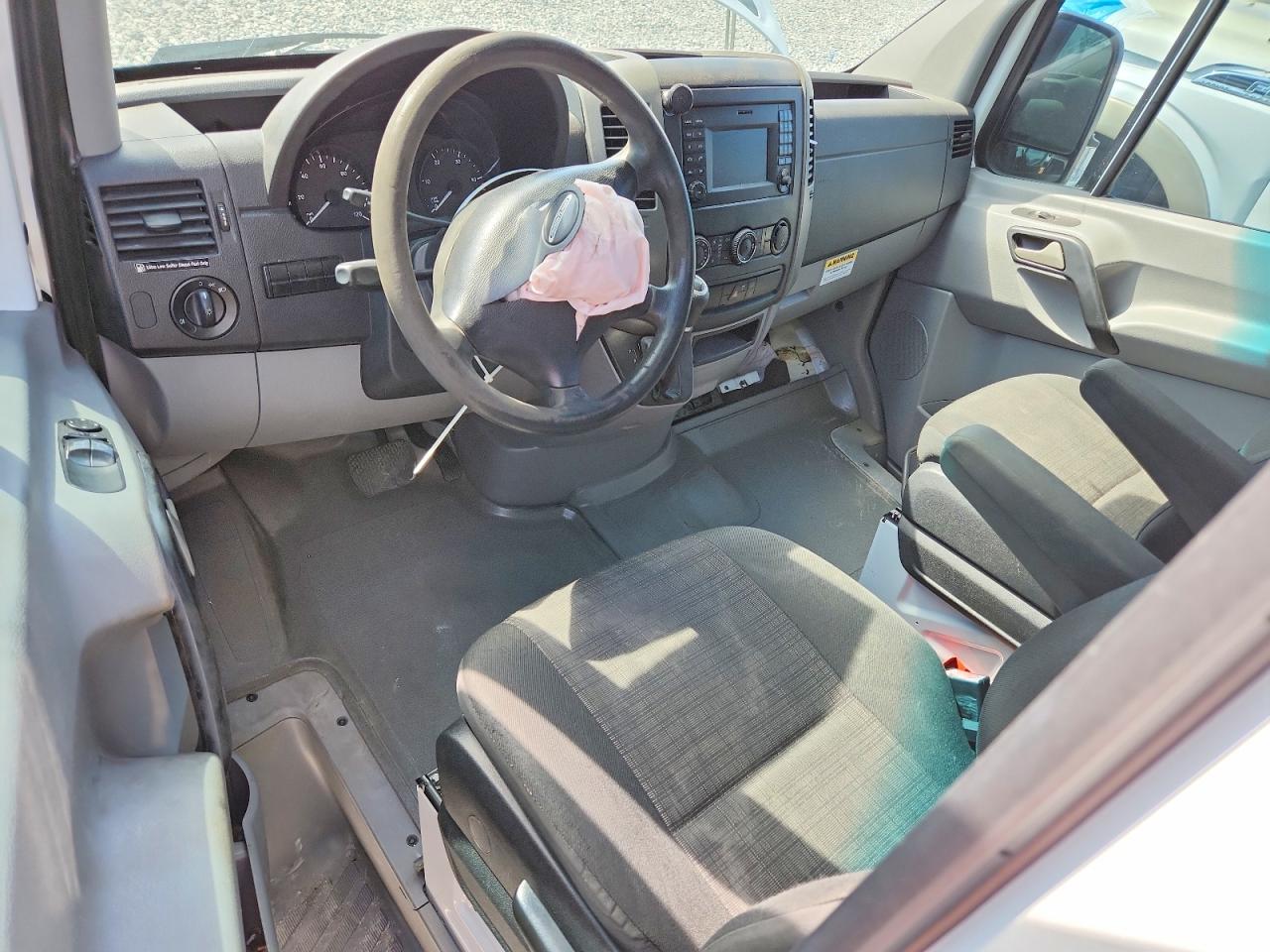 2015 FREIGHTLINER Sprinter VIN WDYPE7DC9F5953349 photo 8